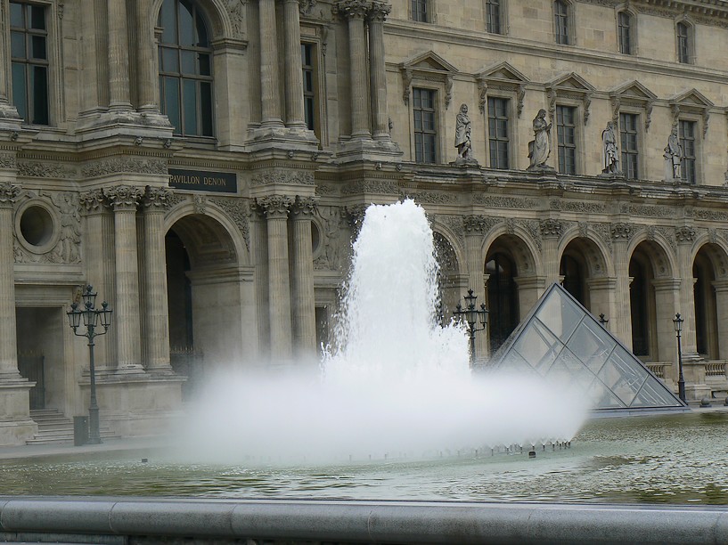 Le Louvre: le musee du louvre 048